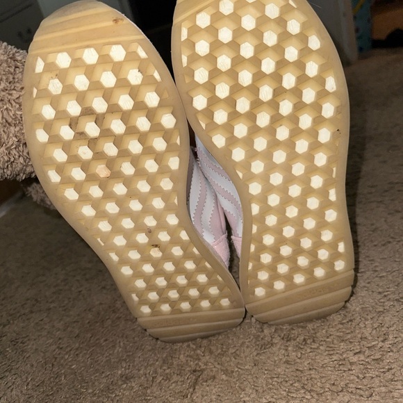 Adidas Woman 7.5 - Picture 5 of 5